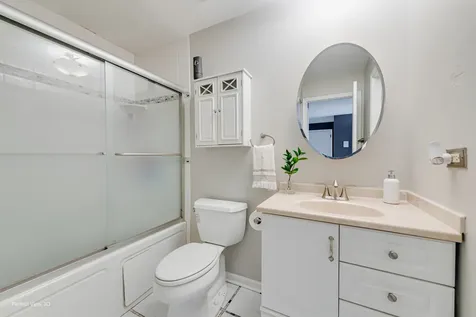 370 Echo Lane Aurora IL 60504