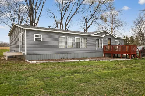 21309 Gambill Lane Carlyle IL 62231