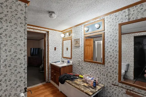 21309 Gambill Lane Carlyle IL 62231