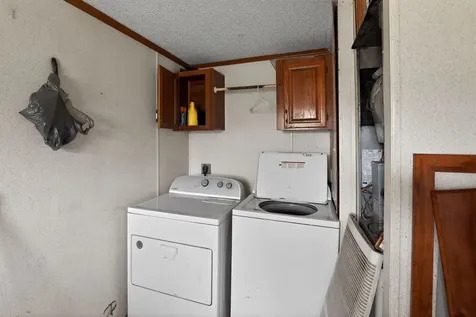 21309 Gambill Lane Carlyle IL 62231