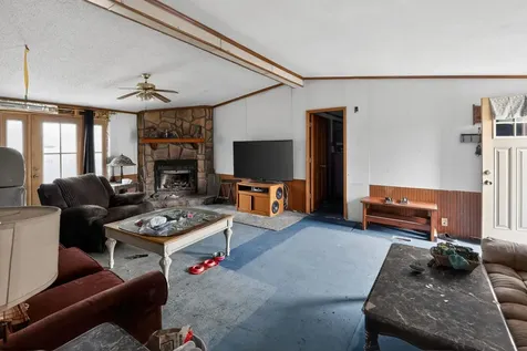 21309 Gambill Lane Carlyle IL 62231