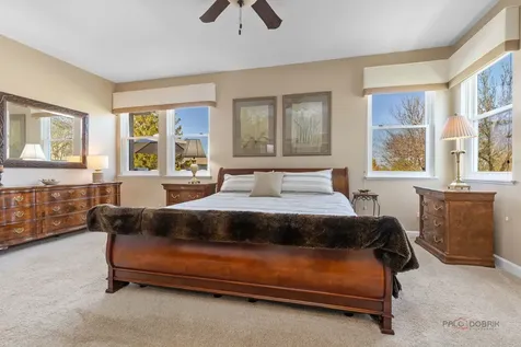 2235 Bellview Court Gurnee IL 60031