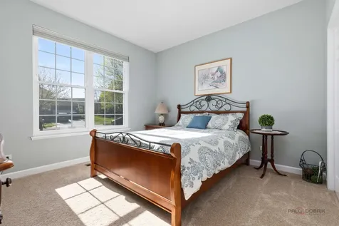 2235 Bellview Court Gurnee IL 60031