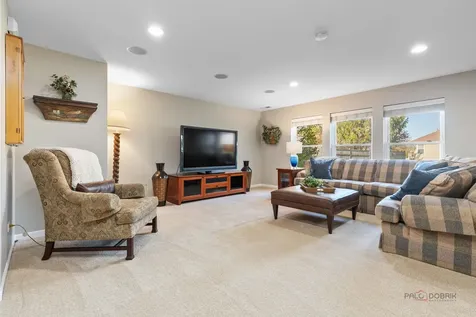 2235 Bellview Court Gurnee IL 60031