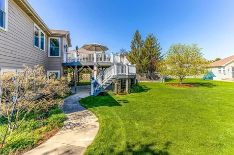 2235 Bellview Court Gurnee IL 60031