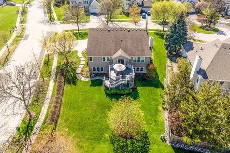 2235 Bellview Court Gurnee IL 60031