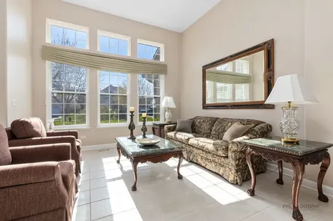 2235 Bellview Court Gurnee IL 60031