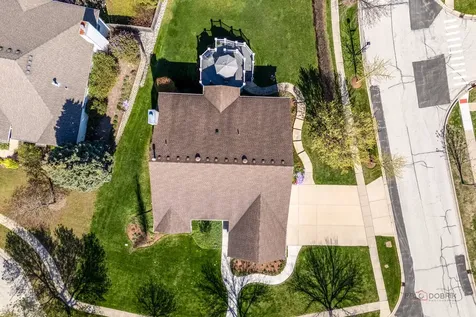 2235 Bellview Court Gurnee IL 60031