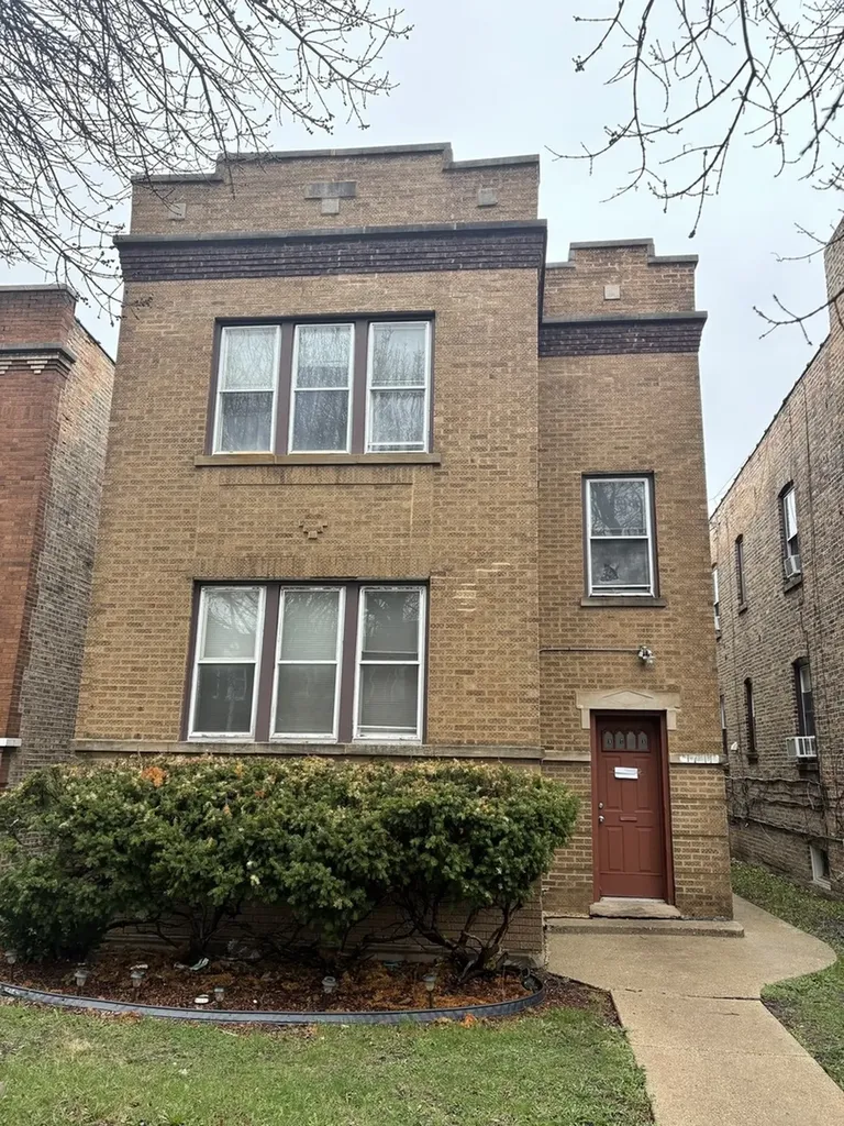 1711 North Austin Avenue Chicago IL 60639