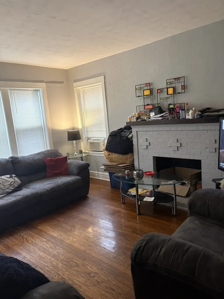 1711 North Austin Avenue Chicago IL 60639