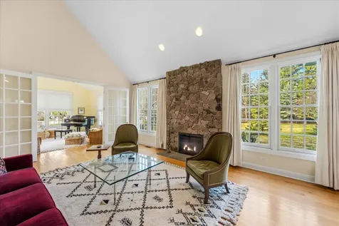 520 Andover Court Lake Forest IL 60045
