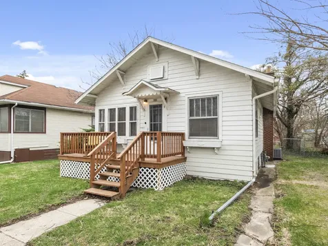 156 East 10th Street Chicago Heights IL 60411