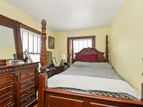 156 East 10th Street Chicago Heights IL 60411