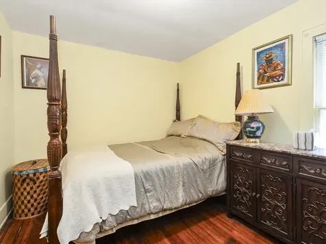 156 East 10th Street Chicago Heights IL 60411