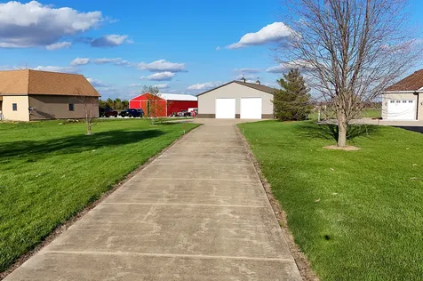 3095 North 5000w Road Kankakee IL 60901