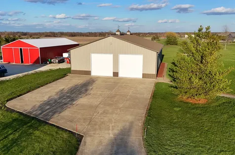 3095 North 5000w Road Kankakee IL 60901