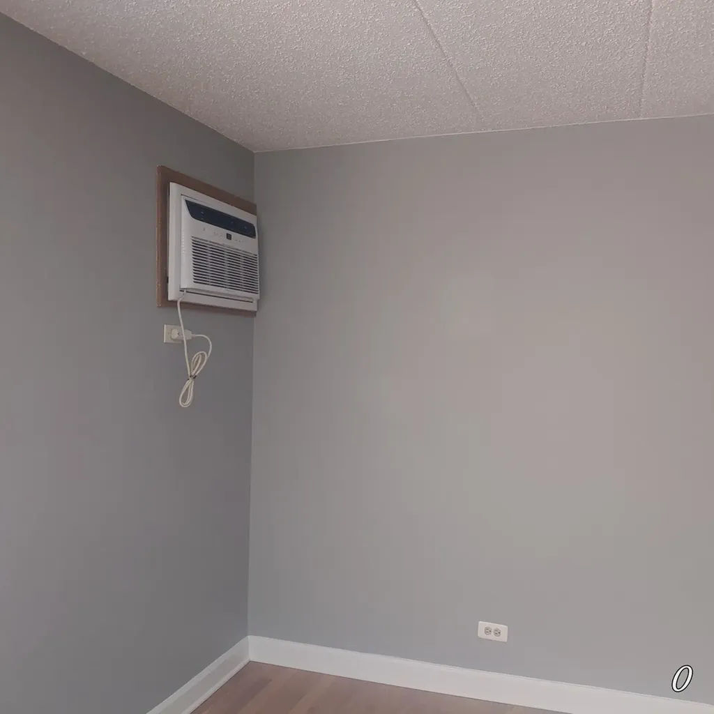 708 North Briar Hill Lane Addison IL 60101