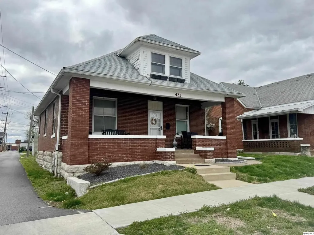 423 North 14th Quincy IL 62301