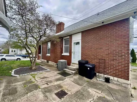 423 North 14th Quincy IL 62301