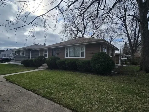 3617 Monroe Street Lansing IL 60438