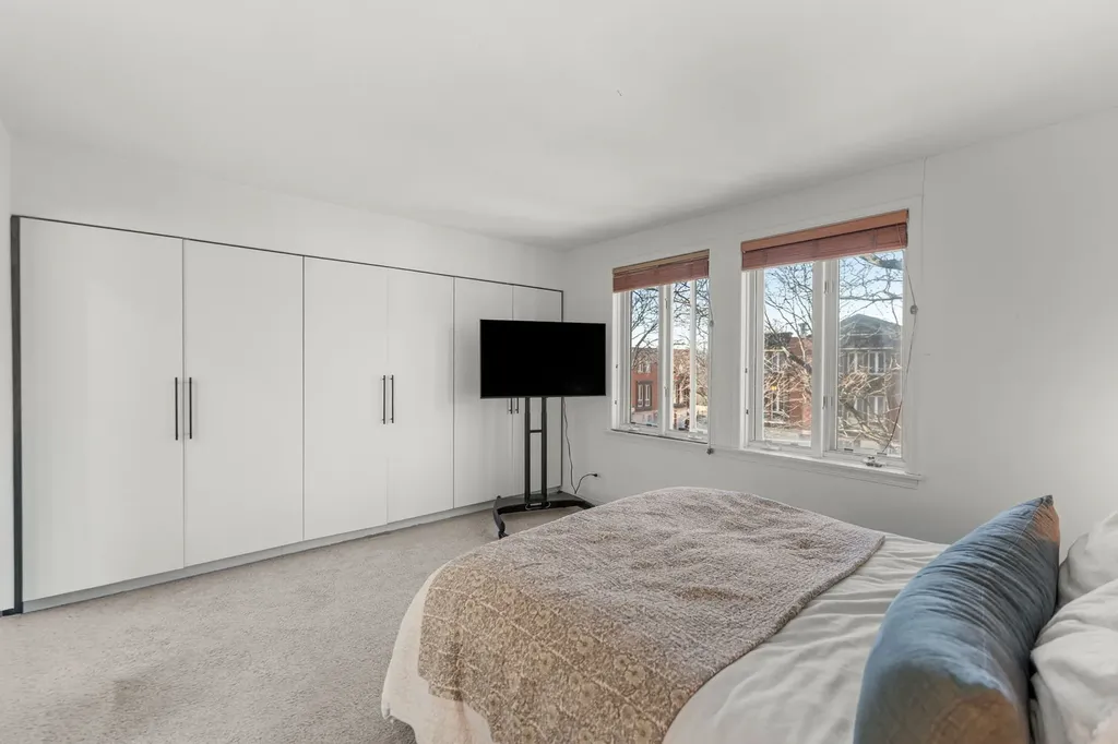 1422 South State Street Chicago IL 60605