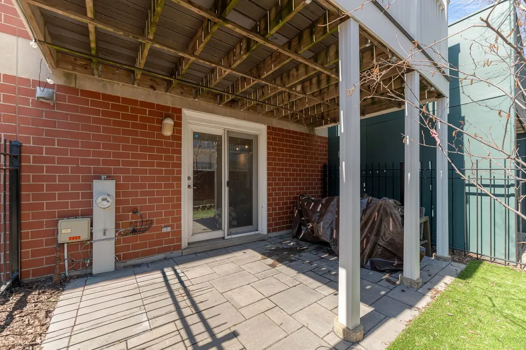 1422 South State Street Chicago IL 60605