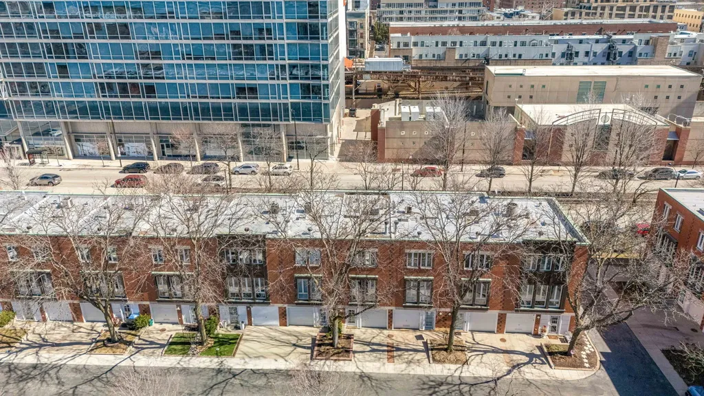 1422 South State Street Chicago IL 60605