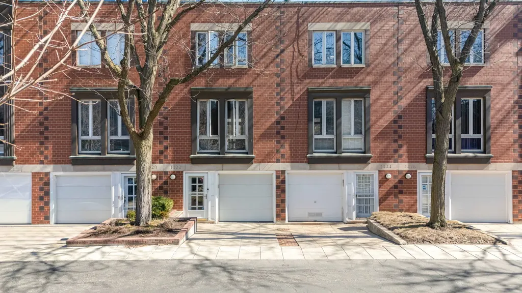 1422 South State Street Chicago IL 60605