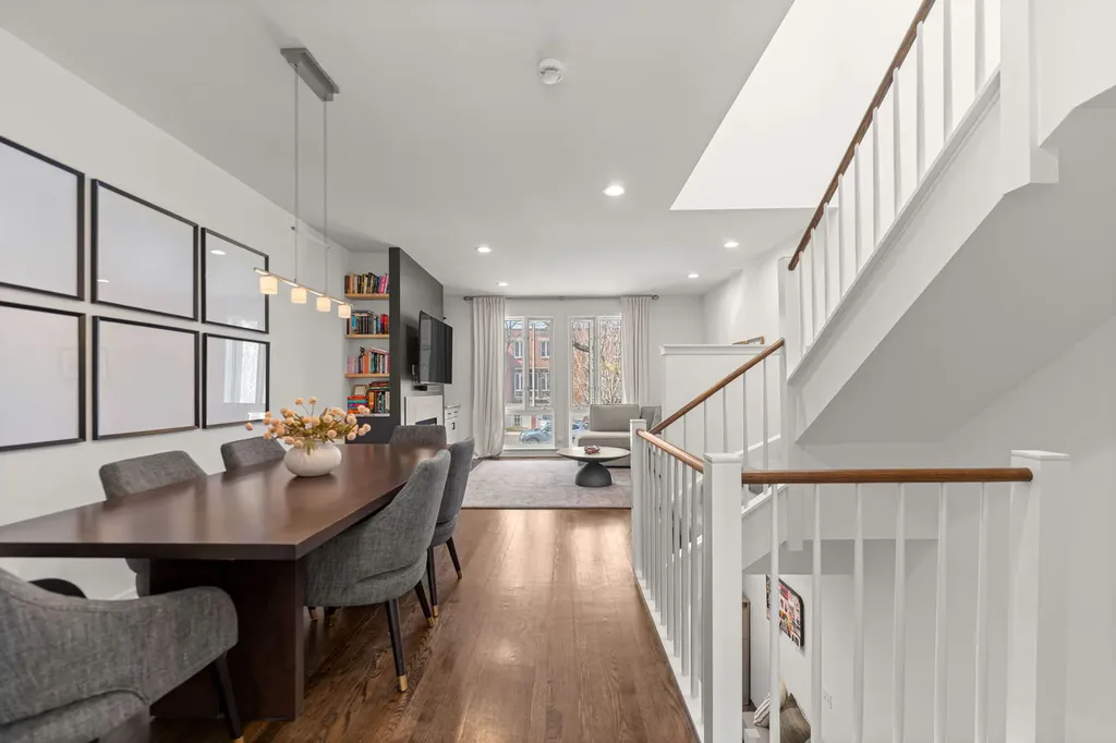 1422 South State Street Chicago IL 60605