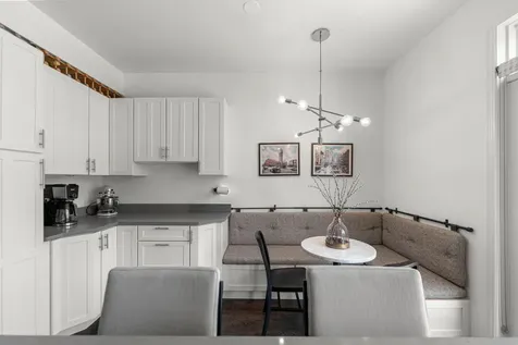 1422 South State Street Chicago IL 60605