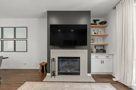 1422 South State Street Chicago IL 60605