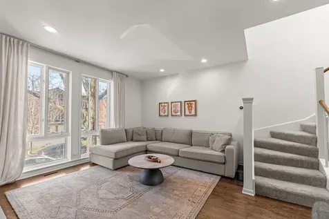 1422 South State Street Chicago IL 60605
