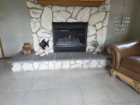 341 Hale Avenue Romeoville IL 60446