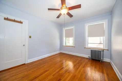 2430 West Greenleaf Avenue Chicago IL 60645