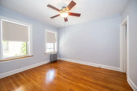 2430 West Greenleaf Avenue Chicago IL 60645