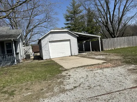 201 East North Street Saybrook IL 61770