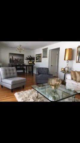 711 Locust Road Wilmette IL 60091