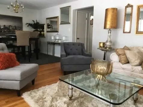711 Locust Road Wilmette IL 60091