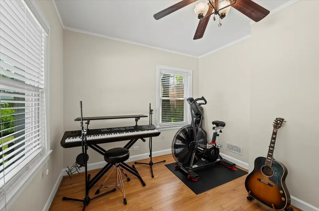 8449 North Kedvale Avenue Skokie IL 60076