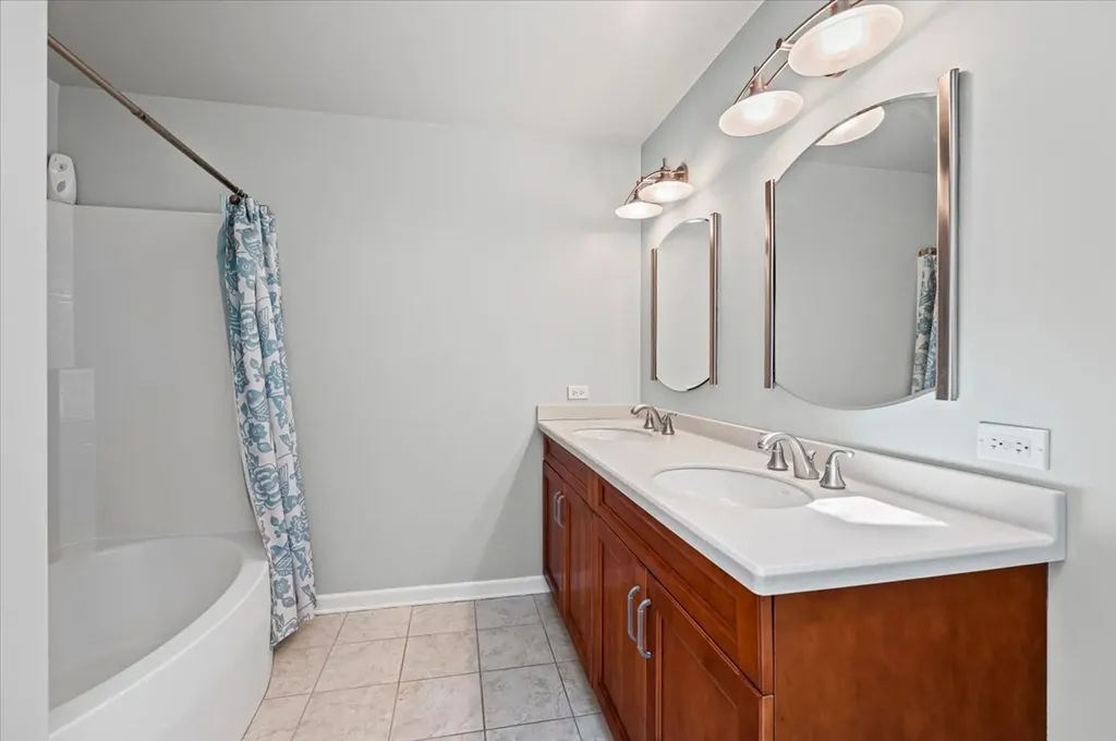 8449 North Kedvale Avenue Skokie IL 60076