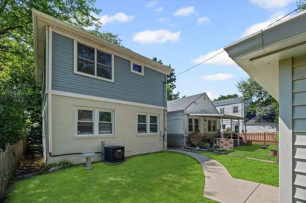 8449 North Kedvale Avenue Skokie IL 60076