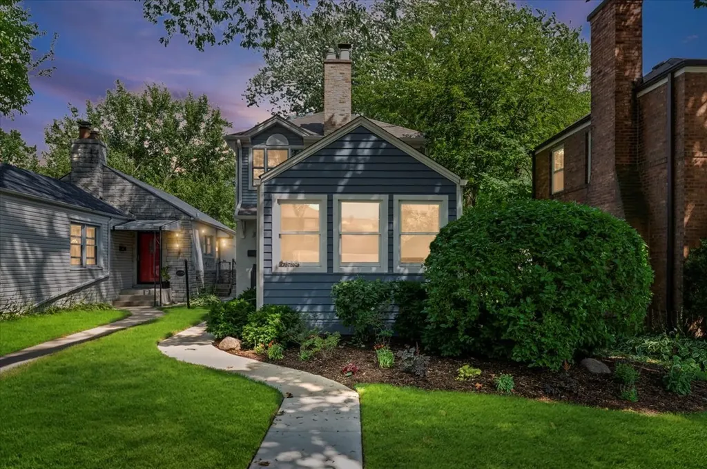 8449 North Kedvale Avenue Skokie IL 60076