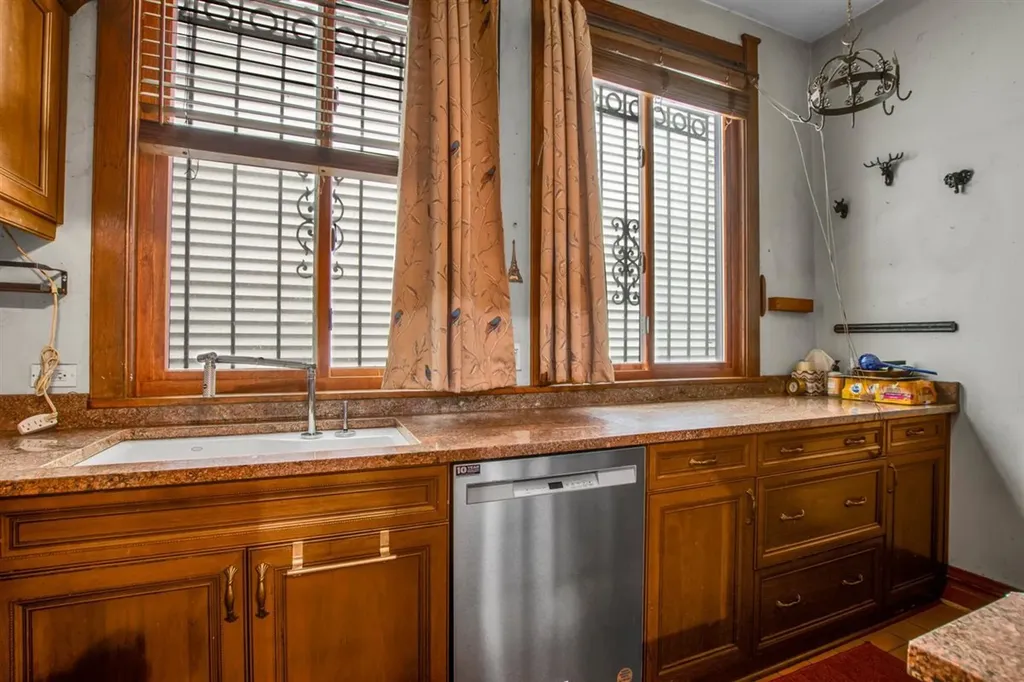 2244 North Maplewood Avenue Chicago IL 60647