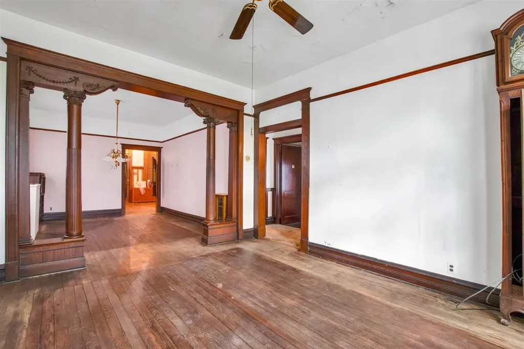 2244 North Maplewood Avenue Chicago IL 60647