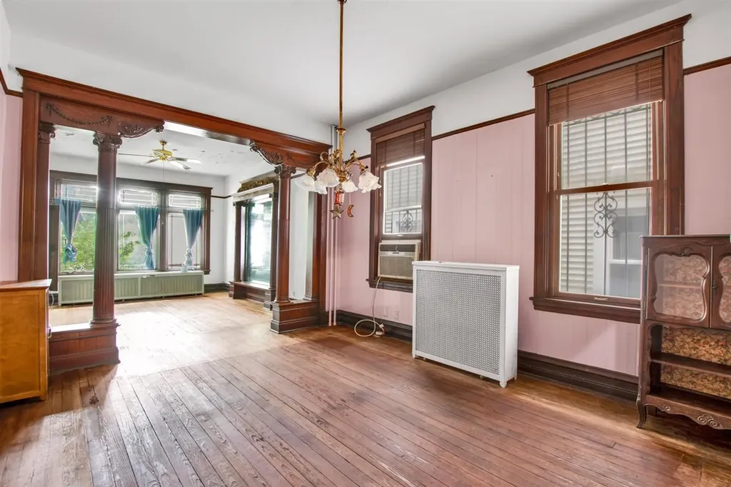 2244 North Maplewood Avenue Chicago IL 60647