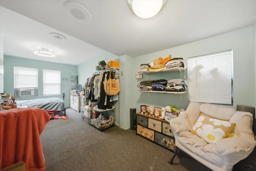 5122 West Bloomingdale Avenue Chicago IL 60639
