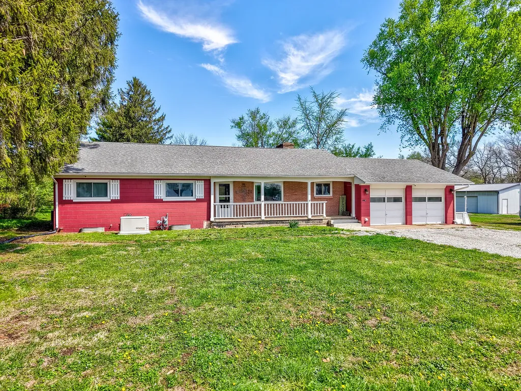 1519 East Il Route 18 Streator IL 61364