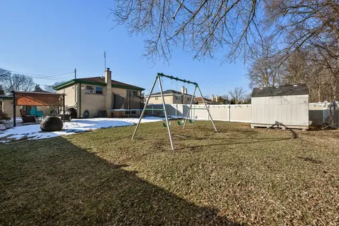2458 Seminary Avenue Des Plaines IL 60016