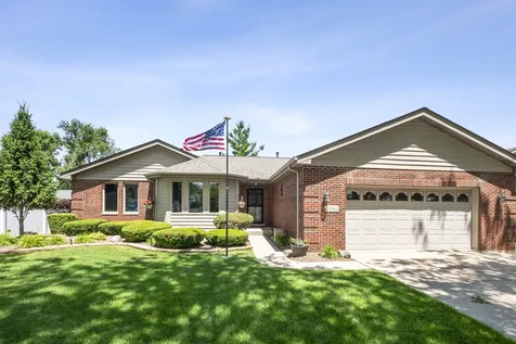 9342 Sutton Place Tinley Park IL 60487
