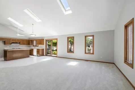 9342 Sutton Place Tinley Park IL 60487